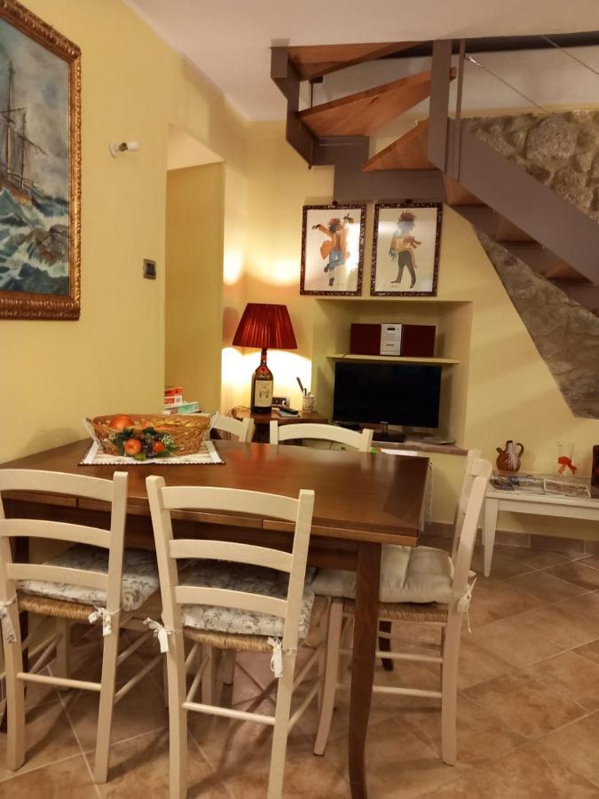 Linda'S Holiday Home Рокастрада Екстериор снимка